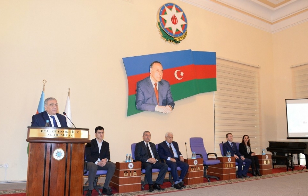 Dövlət İdarəçilik Akademiyasında Xocalı soyqırımı qurbanlarının xatirəsi anılıb
