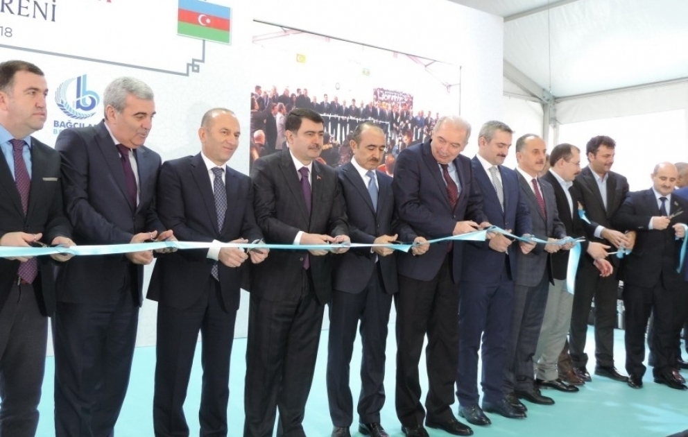 İstanbulda Azərbaycan Dostluq Parkının və Xocalı soyqırımı abidəsinin açılışı olub