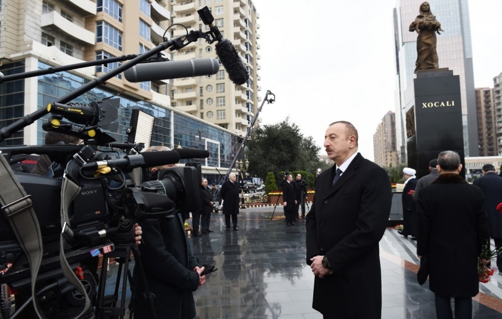 Aserbaidschans Präsident Ilham Aliyev gibt dem TV-Sender “Rossiya 24“ ein Interview