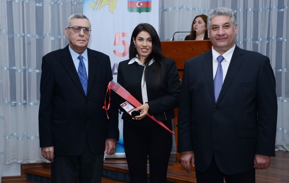 Bədən Tərbiyəsi və İdman Günü ilə bağlı bir sıra idman mütəxəssislərinə fəxri adlar verilib