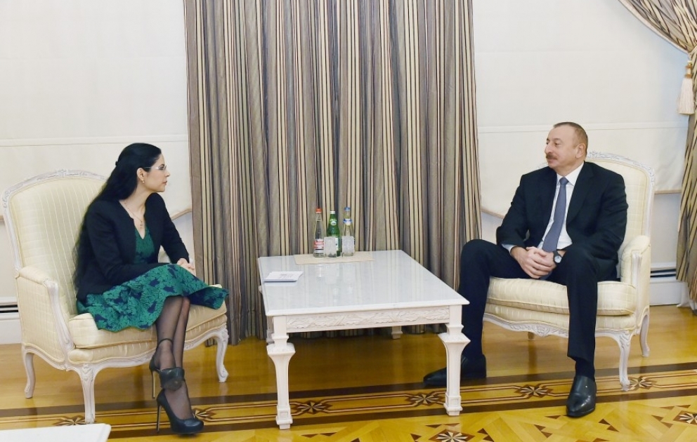 Staatspräsident Ilham Aliyev empfängt Vizepremierministerin Rumäniens