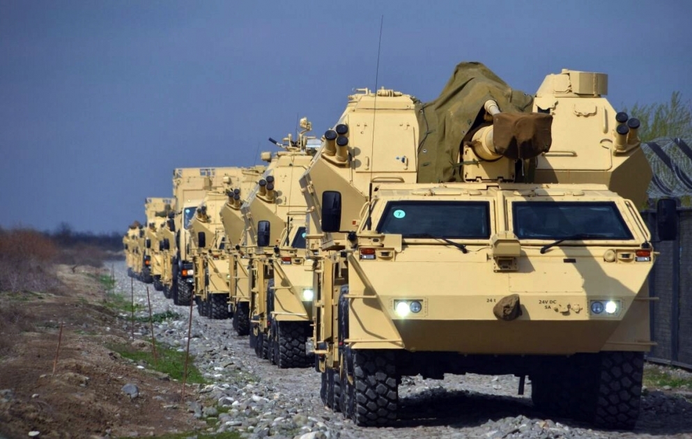Вооружение и военная техника ракетных и артиллерийских войск выведены на огневые позиции