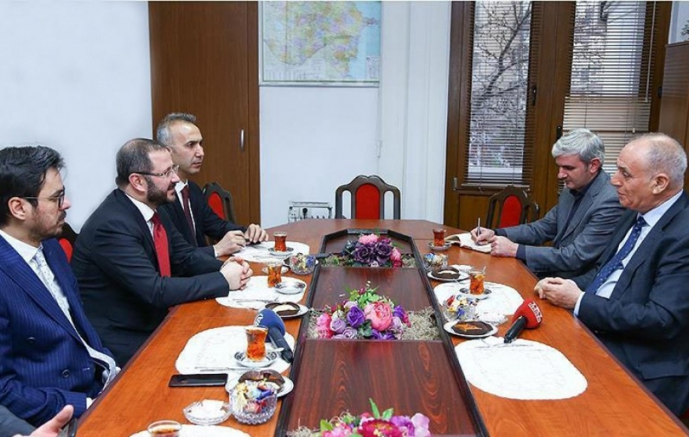 Les dirigeants de l’agence Anadolu et de la chaîne de télévision TRT reçus à l’AZERTAC