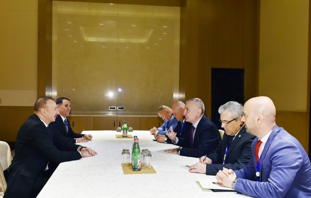 Staatspräsident Ilham Aliyev trifft sich mit Präsident Albaniens Ilir Meta