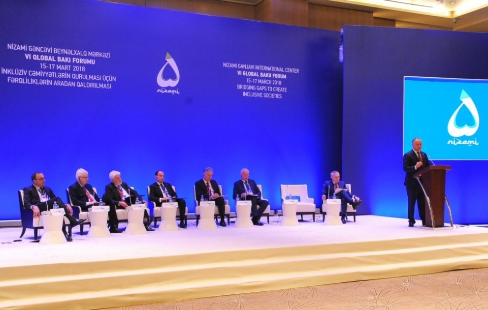 Forum çərçivəsində Balkan regionunun indiki və gələcək vəziyyəti müzakirə olunub