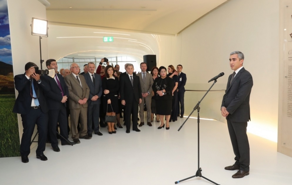 Cənubi Qafqazın ən qədim zinət əşyası Heydər Əliyev Mərkəzində