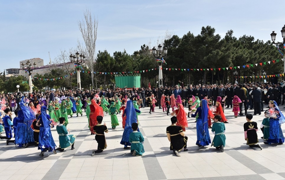 Sumqayıtda Novruz şənliyi