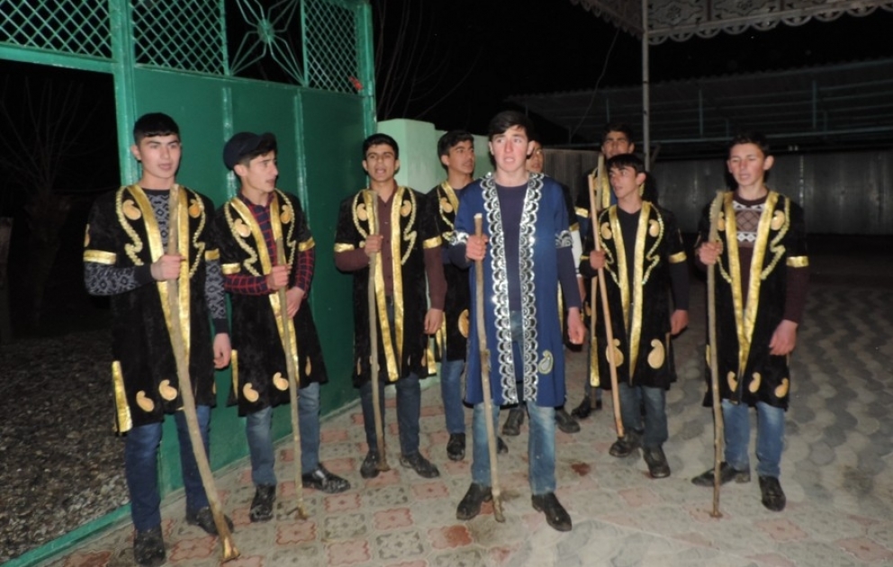 Novruz axşamının nəğməkar dəstəsi – “payadöydü” mərasimi