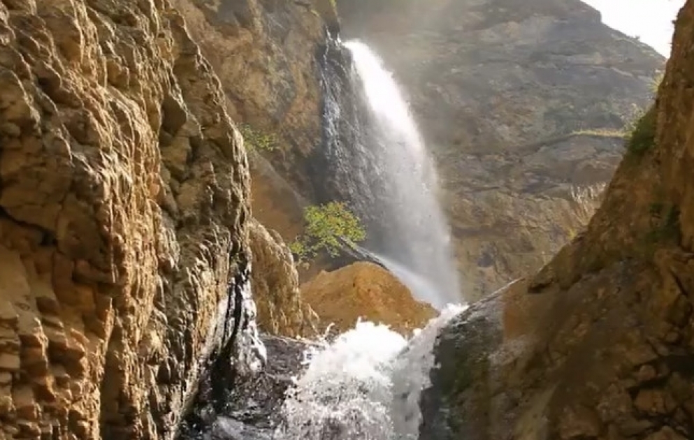 Astonishing miracle of nature: Qusar, Laza waterfall