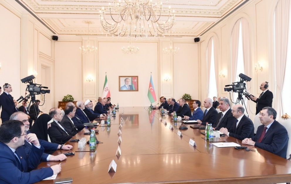 Встреча президентов Азербайджана и Ирана в расширенном составе