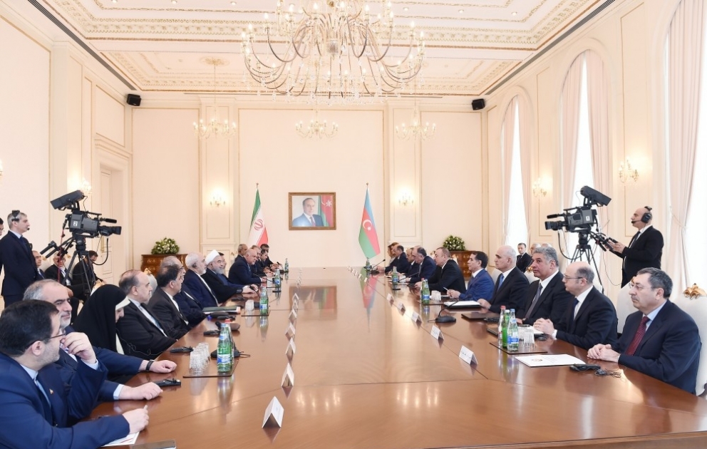 Entretien élargi des présidents azerbaïdjanais et iranien