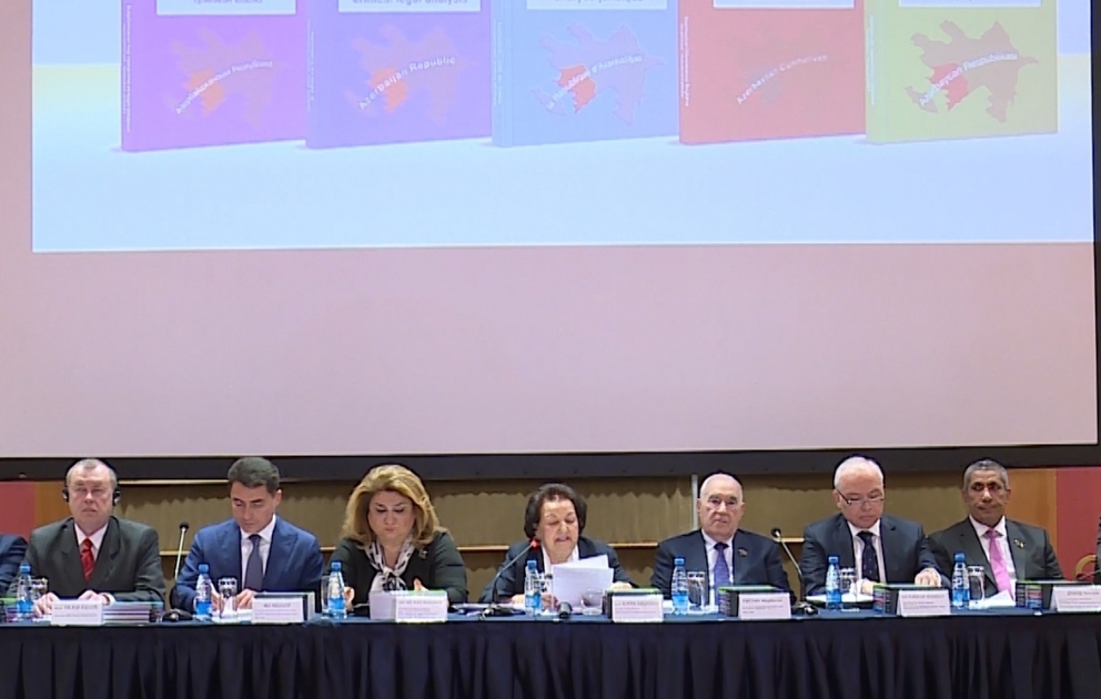 “Azərbaycan beynəlxalq cinayətlər hədəfində: hüquqi təhlil” kitabının təqdimatı olub