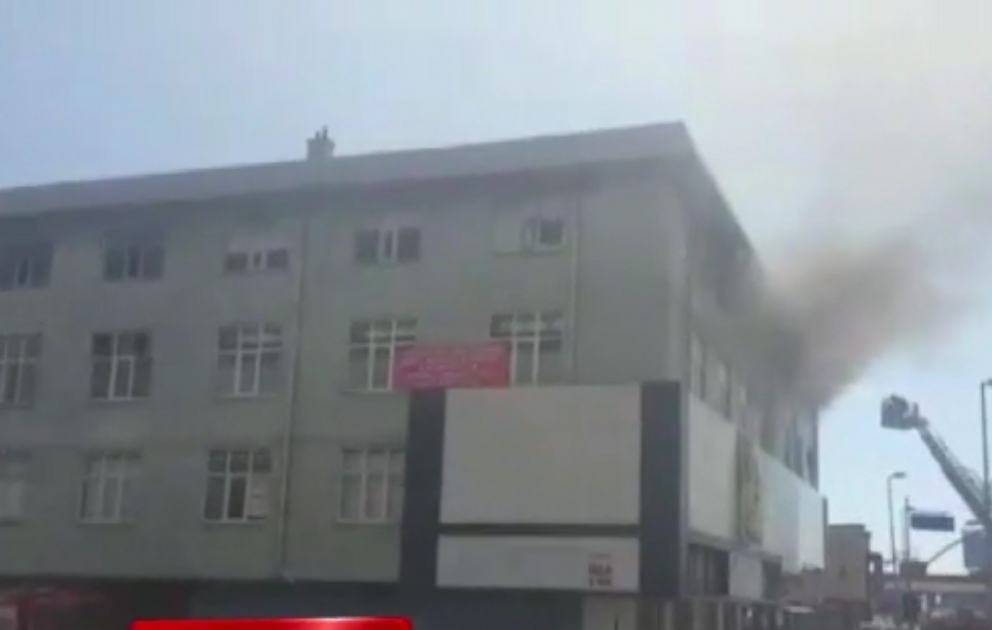 İstanbulda tikiş fabrikində yanğın olub
