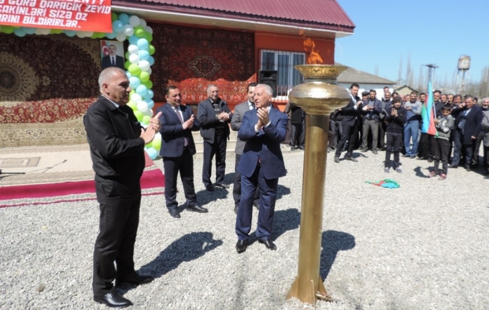 Xaçmazın Qaracik Zeyid və Aslanoba kəndlərinə ilk dəfə təbii qaz verilib