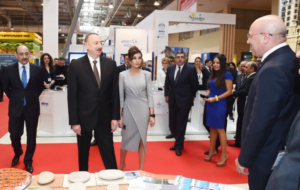 Le président Ilham Aliyev a visité la 17e édition du Salon international du tourisme et des voyages d’Azerbaïdjan