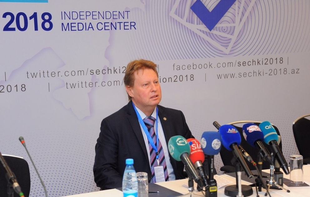 Yirji Valenta: Azərbaycanda prezident seçkiləri demokratik keçdi