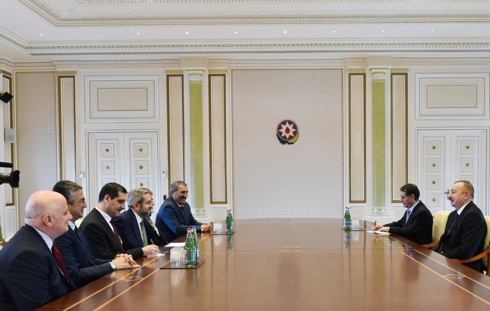 Prezident İlham Əliyev Türkiyə-Azərbaycan parlamentlərarası dostluq qrupunun həmsədrinin başçılıq etdiyi nümayəndə heyətini qəbul edib