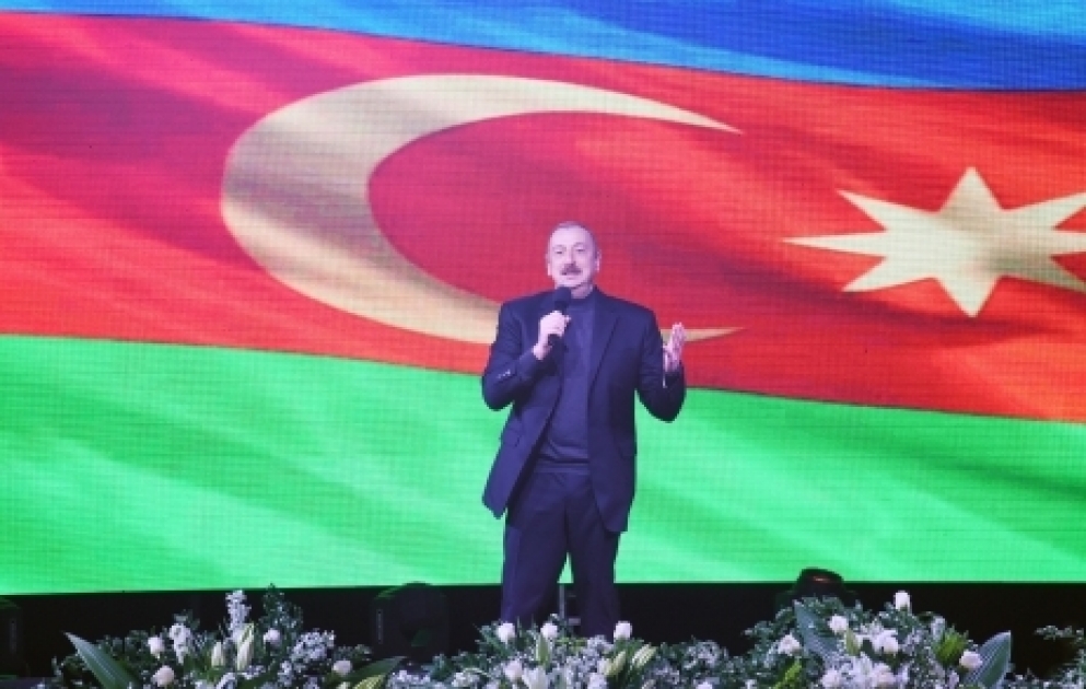 Prezident seçkilərində İlham Əliyevin inamlı qələbə qazanması münasibətilə Bakıda konsert proqramı təşkil olunub