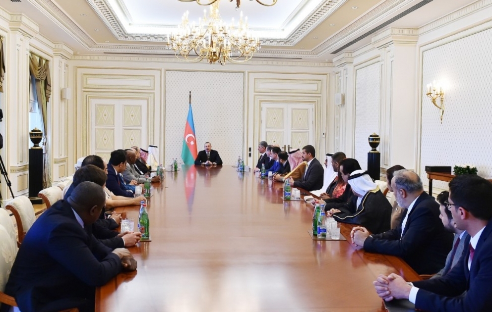 President Ilham Aliyev met with ministers attending 4th Session of OIC Conference of Youth and Sport Ministers