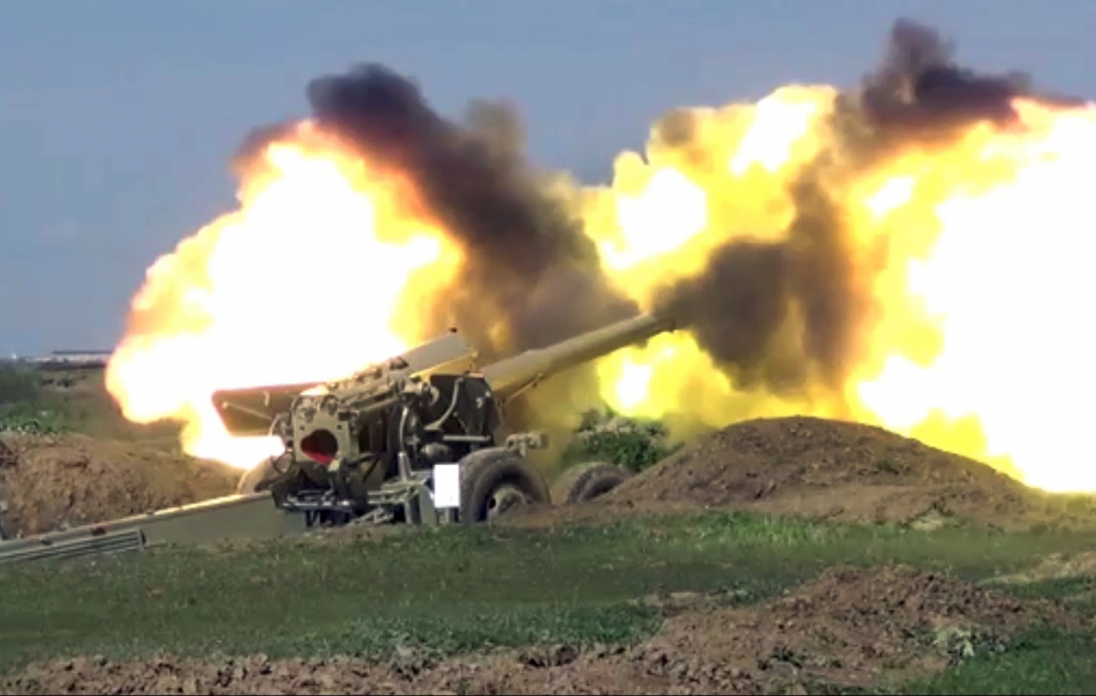 Les unités de lance-roquettes et d'artillerie ont effectué des exercices tactiques