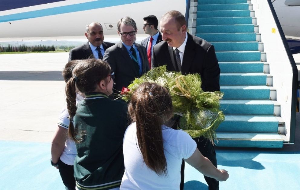 Aserbaidschans Präsident Ilham Aliyev zu Staatsbesuch in der Türkei eingetroffen