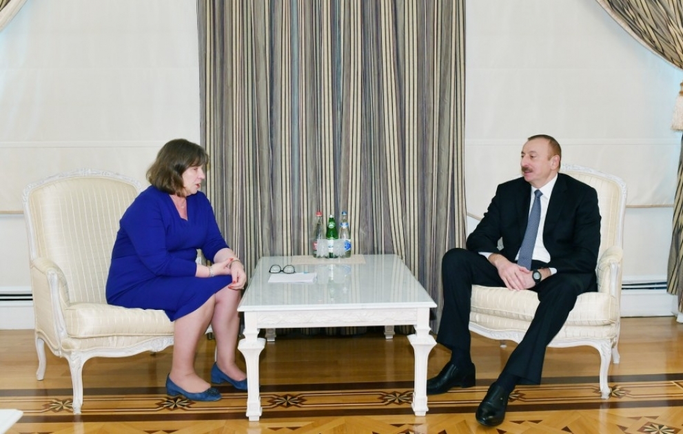 Prezident İlham Əliyev Avropa Parlamentinin Azərbaycan üzrə daimi məruzəçisini qəbul edib
