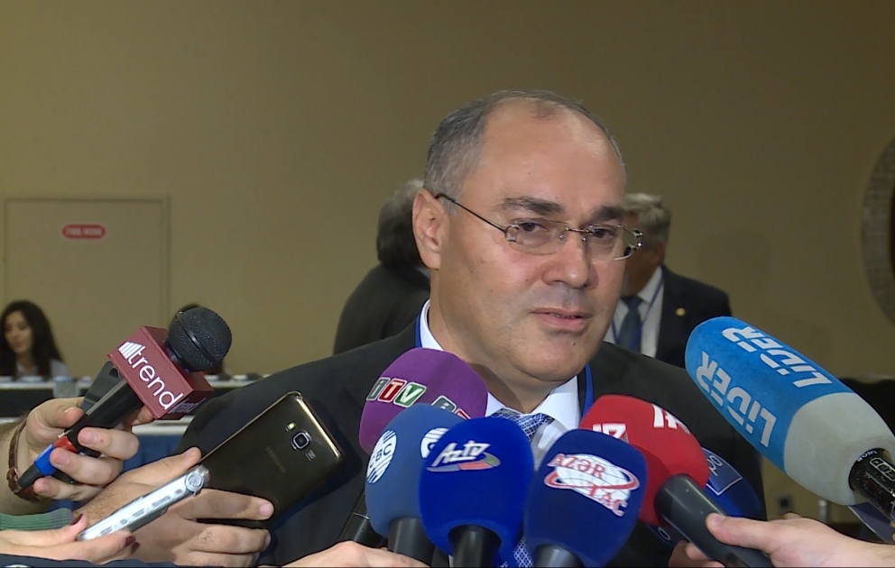 Ticarətdə aparılan yeniliklər gömrük orqanlarında da yeni islahatları labüd edir