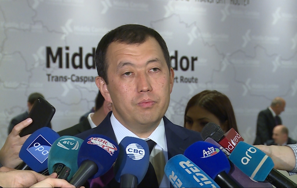 Azərbaycandan keçməklə Çindən Avropaya daşınan yüklərin həcmi 5,2 dəfə artıb