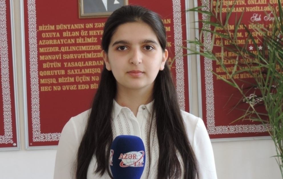 700 bal toplayan abituriyent: “İmtahan qabağı sosial şəbəkələrdən uzaqlaşdım”