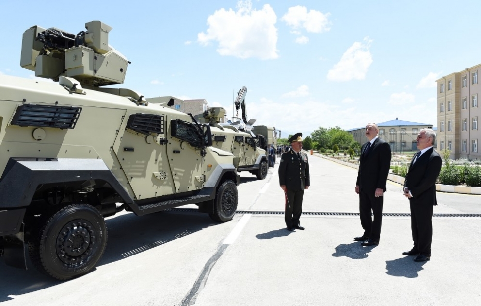 Le président Ilham Aliyev a visité un fort militaire à Nakhtchivan
