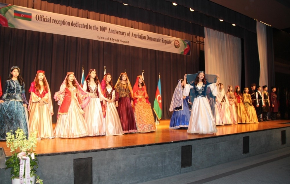 Yüz il əvvəl Azərbaycanın istiqlalı böyük əhəmiyyət və rəmzi məna daşıyan başlanğıc olub
