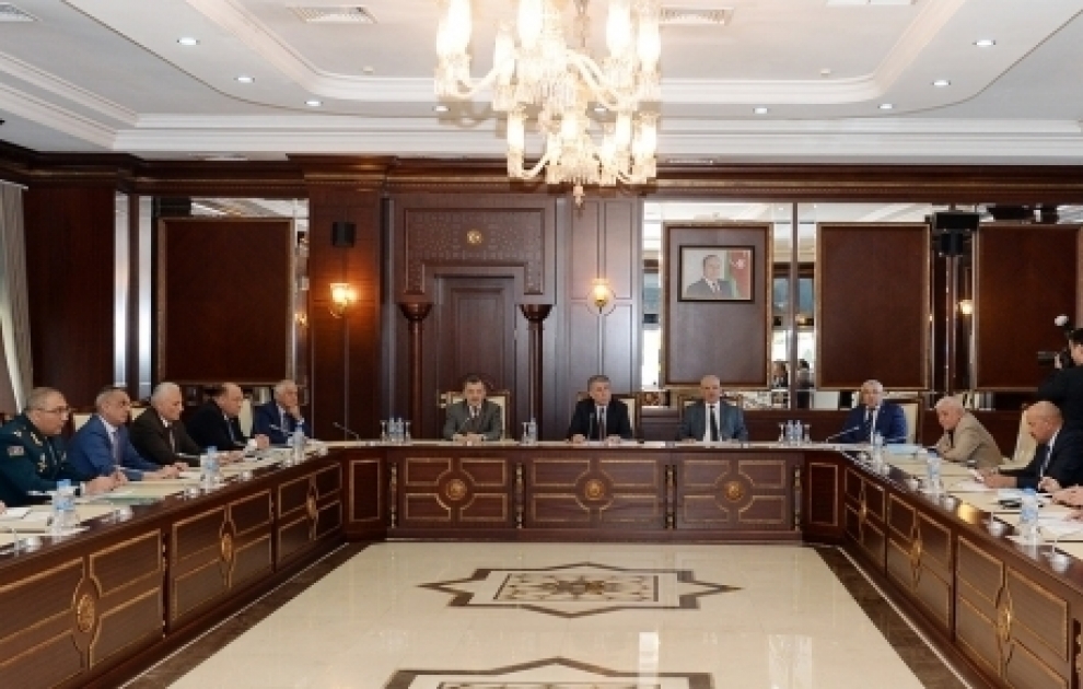 Milli Məclisin müdafiə, təhlükəsizlik və korrupsiya ilə mübarizə komitəsinin iclası keçirilib