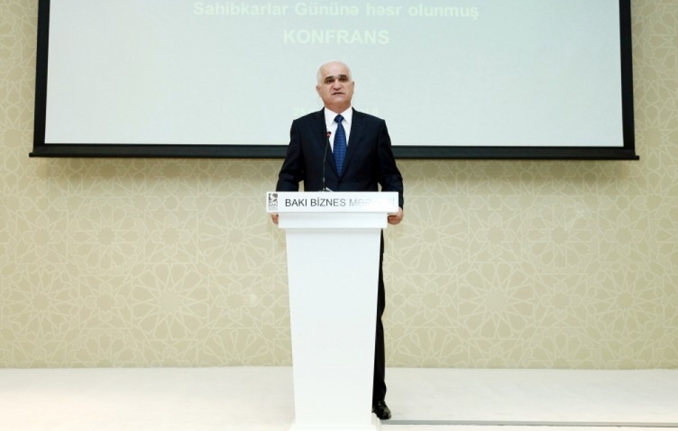 “Sahibkarlıq günü”nə həsr olunmuş konfrans keçirilib