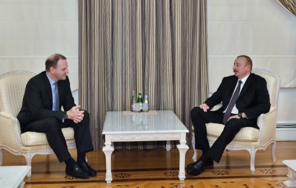 Entretien du président Ilham Aliyev avec le vice-président de Microsoft pour l’Europe centrale et orientale
