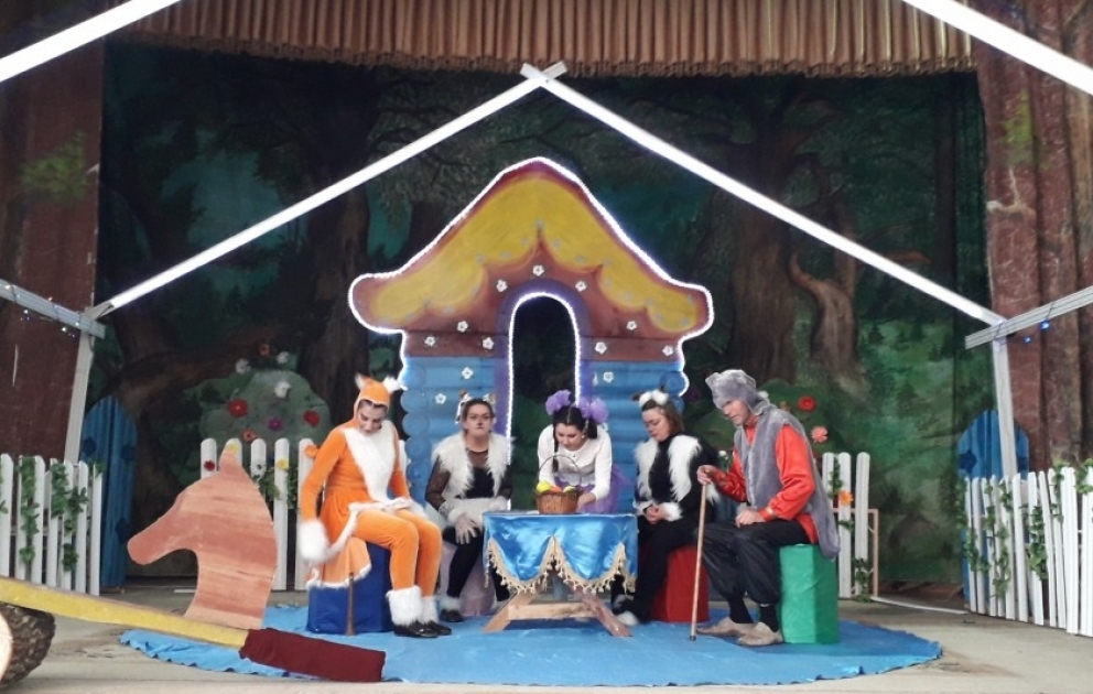 Qusar Dövlət Ləzgi Dram Teatrının balaca tamaşaçılarına bayram hədiyyəsi