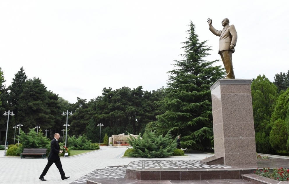 Staatspräsident Ilham Aliyev zu Besuch in Naftalan