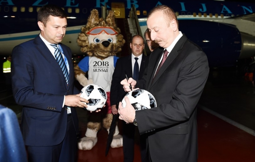 President Ilham Aliyev arrived in Russia for working visit