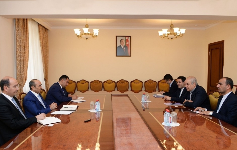 Azerbaijan, Iran discuss prospects for developing cooperation in the field of information