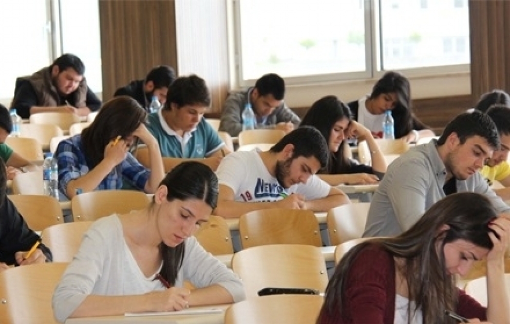 Ali təhsil müəssisələrinə bakalavrların qeydiyyatı başladı