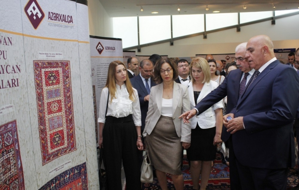 “Azərbaycanda xalçaçılıq: nailiyyətlər və perspektivlər” mövzusunda elmi-praktik konfrans keçirilib