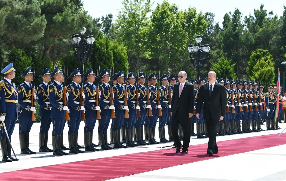 Türkiyə Prezidenti Rəcəb Tayyib Ərdoğanın rəsmi qarşılanma mərasimi olub