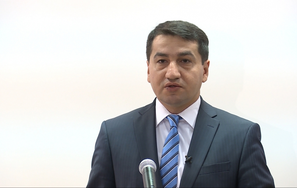 Hikmət Hacıyev: Azərbaycanın inkişafı Ermənistanla bərabər, bəzi xarici dairələri də ciddi narahat edir