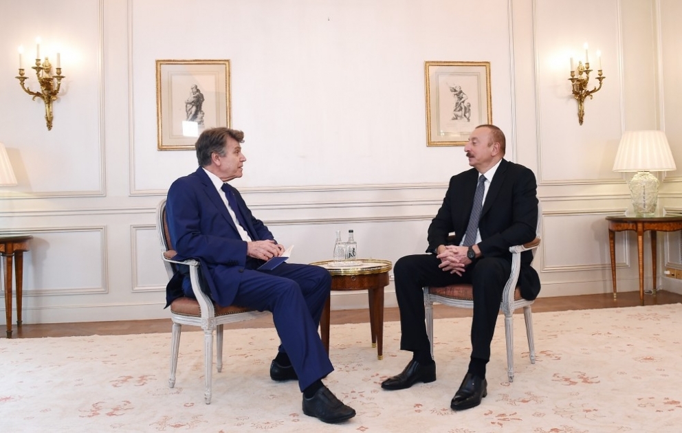 President Ilham Aliyev met with Executive Chairman of French Institute of International Relations in Paris