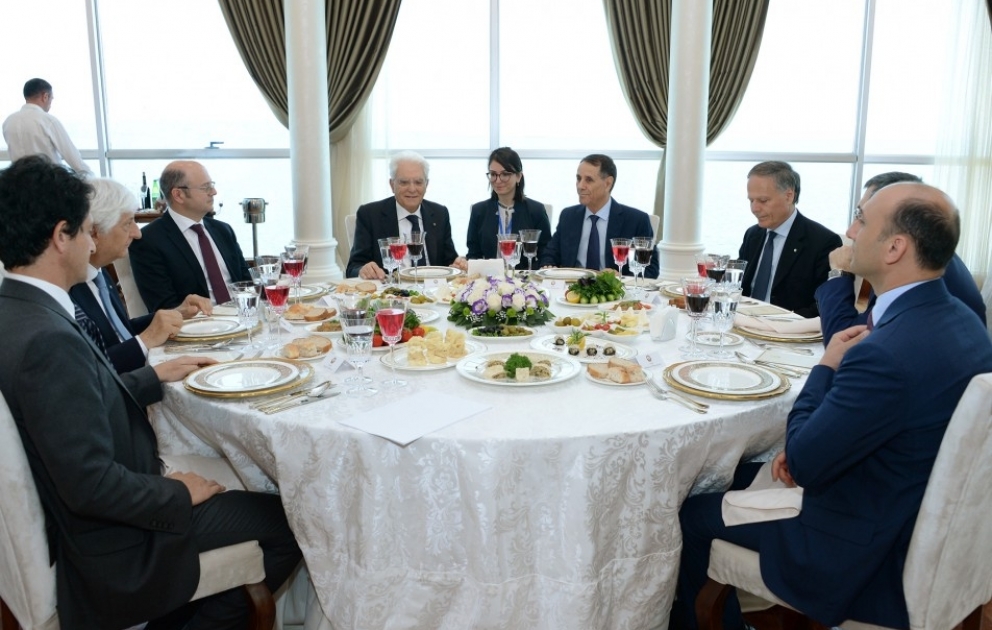 Azerbaijani PM, Italian President have joint working dinner