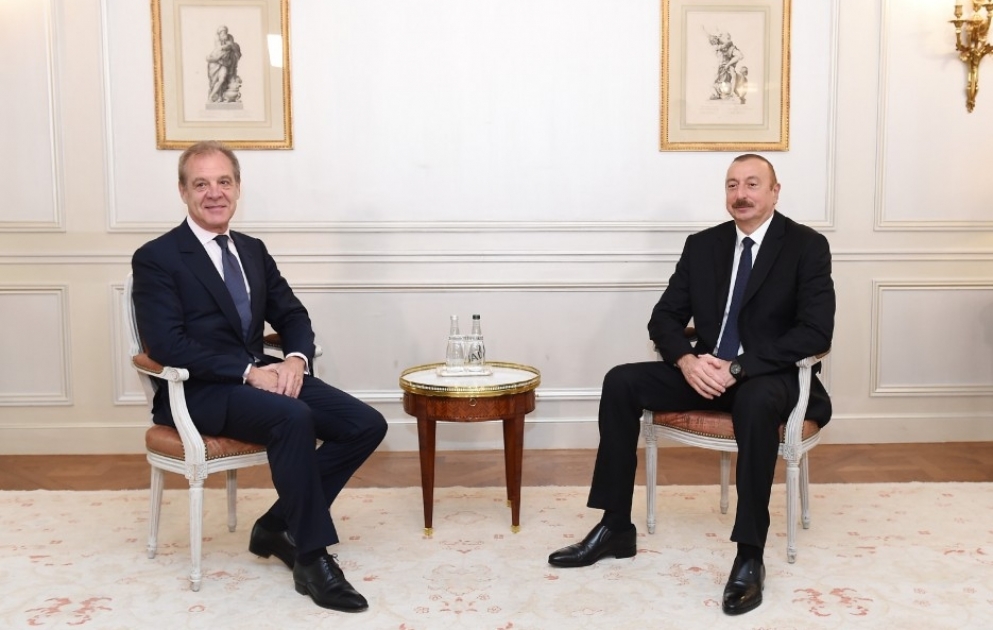 Entretien du président azerbaïdjanais avec le PDG du groupe CIFAL à Paris