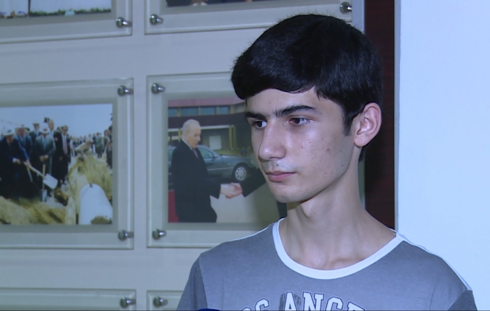 700 bal toplayan abituriyent: Yüksək nəticə göstərməyi hədəf seçmişdim