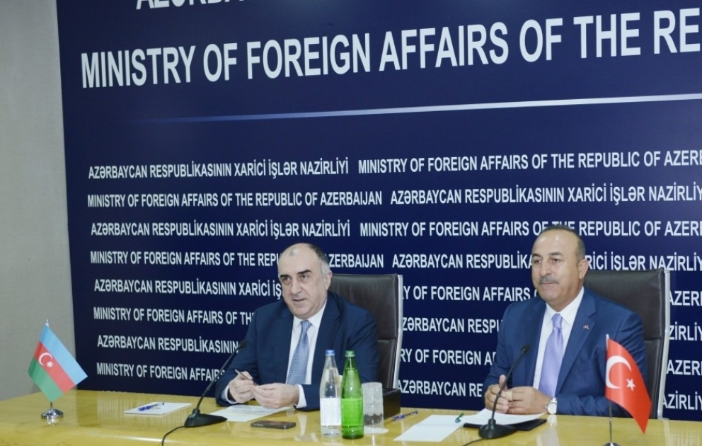 Türkiyə xarici işlər naziri Mövlud Çavuşoğlu XİN-də olub