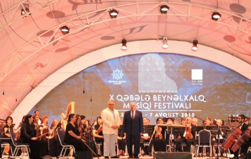 X Qəbələ Beynəlxalq Musiqi Festivalının təntənəli açılış mərasimi olub