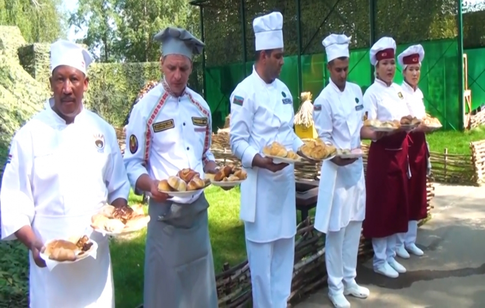 The "Field Kitchen" contest is continued