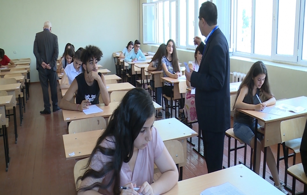 Jurnalist olmaq istəyənlər üçün qabiliyyət imtahanı keçirilib